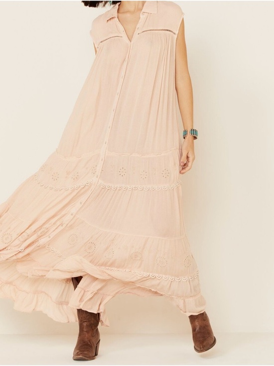 Free People Dresses & Skirts - Free People Pretty Cozy Maxi Dress